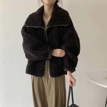 【巴黎精品】羊羔毛外套皮衣夾克-寬鬆翻領皮毛一體慵懶風短款女外套3色a1it69