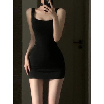 黑色修身收腰純欲性感辣妹吊帶連衣裙子女2026新款內搭打底包臀裙