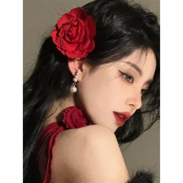 【蜜糖の髮飾】臺灣出貨驚豔紅玫瑰花朵髮夾女裴珠泫同款明星頭飾新年喜慶拍照發飾側邊夾