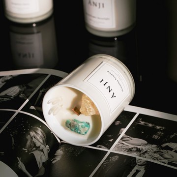 【ANJI】水晶香氛蠟燭｜晨茉 | 水晶 黃水晶 綠螢石 融蠟燈 融蠟 大豆蠟 冥想 瑜伽 香氛 療癒 招財