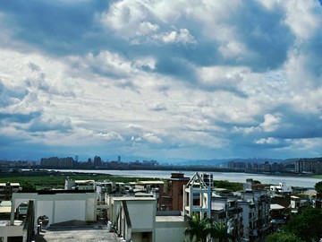 關渡站√華碩慈濟★景觀高樓露台雙車位｜台北市北投區知行路