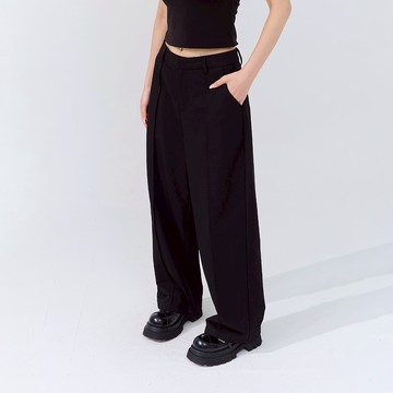 QUEENSHOP_S 女裝 LD-立體褶線低腰西裝長褲-黑 S/M/L 現+預 【04030522】