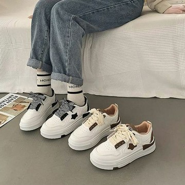 【韓國K.W.】Y7183寶藏女孩小白鞋復古運動鞋(厚底鞋/慢跑鞋/休閒鞋)