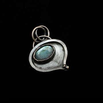 【水晶系列】拉長石925純銀 簡約框墜飾