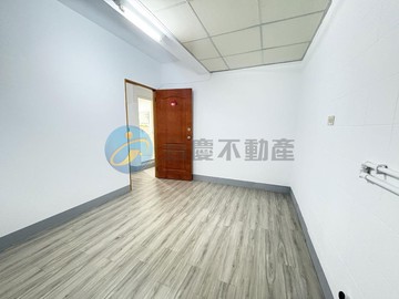 楠梓後昌路低總價輕鬆爬優質公寓｜高雄市楠梓區後昌路