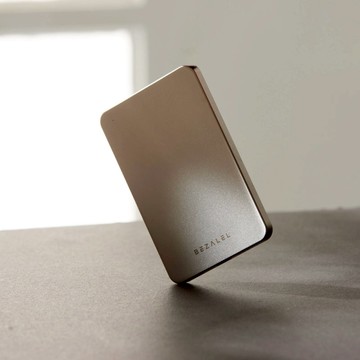 【瘋狂雙11滿2000送FuturaX充電板】BEZALEL 倍加能｜全新極致輕薄 Prelude S MagSafe 磁吸 Qi2 無線行動電源 5000mAh/18Wh (可攜帶出國) 曜影黑