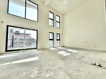 超稀有中央新村全新四房樓中樓雙平面車位｜新北市新店區中央六街