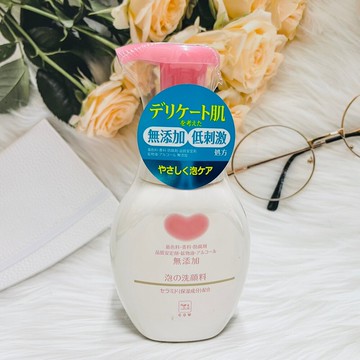 潼漾小舖 cow 牛乳石鹼 無添加泡沫洗面乳 200ml
