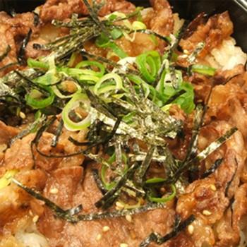 お歳暮ギフト2023にも！ 滋賀・牛肉商「徳志満」近江牛ひつまぶし ［送料無料］