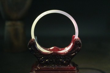 半城山水漸變玉手鐲圓條細款鐲子禮盒裝