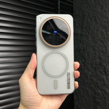 肤感半透明 磁吸無線充 適用Vivo X300 Pro 手機殼 Vivo X200 Ultra保護套 磨砂防滑
