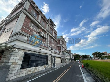 專任 湖口維東重劃區 大面寬雙車美透天｜新竹縣湖口鄉維東二街
