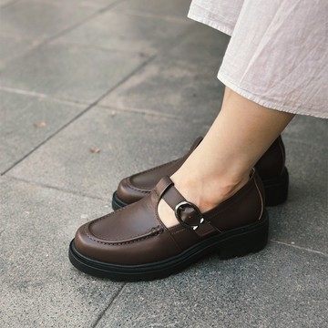 小馬蹄T字瑪莉珍厚底鞋-摩卡慕絲