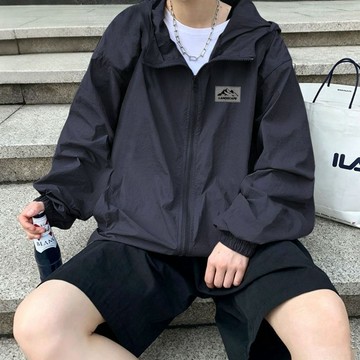 淺灰色寬鬆休閒輕薄透氣防曬外套男款夏季新款涼感速干連帽釣魚服3M吸濕排汗防曬外套 立領 連帽 A級防曬 寬鬆 連帽 紫外