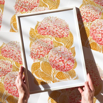 水彩繡球花粉紅色和赭石色花朵油氈版畫植物牆裝飾