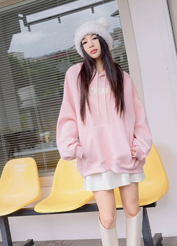 雲朵字母厚刷絨帽T