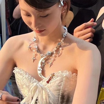 免運🌷月亮項鍊 月牙吊墜 韓系簡約 鎖骨鍊 生日禮物 情侶禮物 歐美金屬月亮珍珠項鍊女小衆個性鑲鑽流蘇吊墜月牙鎖骨鏈頸
