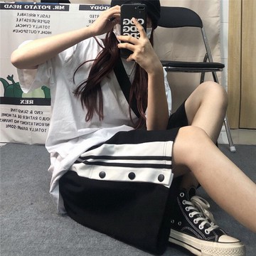 夏季休閑短褲女新款潮ins設計感小眾美式籃球排扣寬松五分褲