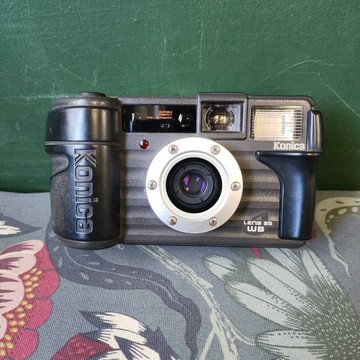 KONICA 現場監督 35WB 35mm F3.5 底片傻瓜相機
