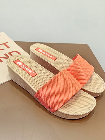 蒙尼克夏季新款高中跟人字拖女厚底防滑室外穿坡跟涼拖鞋涼2