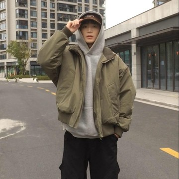 【Ms】軍綠色美式飛行夾克 男款春秋cleanfit短款外套 廓形潮牌機車 棒球服外套男 韓風男裝外套 連帽 韓版外套