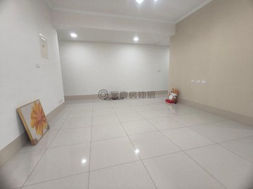 赤山.省鳳商工.麥當勞.陽台進出翻新二樓美寓｜高雄市鳳山區建國路二段