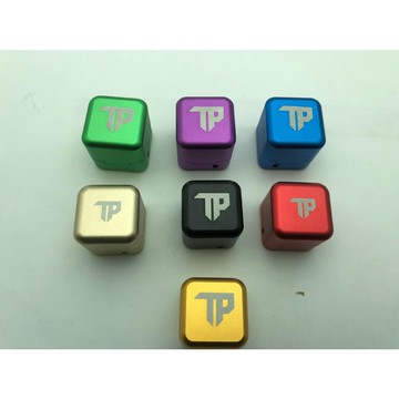 TP方形金屬磁吸巧克粉盒巧克夾撞球用品配件結實美觀