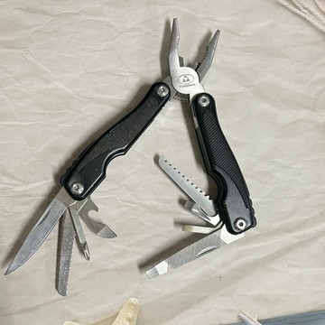 [沐沐屋] YUANSHIN 黑柄 多功能萬用鉗 工具組-.