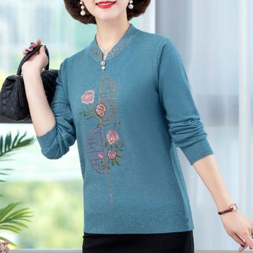 [韓國K.W.]現貨韓國水貂絨保暖窗花小水鑽刺繡上衣