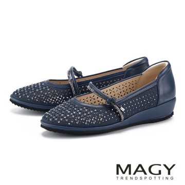 MAGY 羊皮晶鑽鏤空扭結雙帶瑪麗珍鞋 深藍