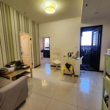 MY逢甲-次頂樓視野戶＋大平車9年屋超美｜台中市西屯區逢明街