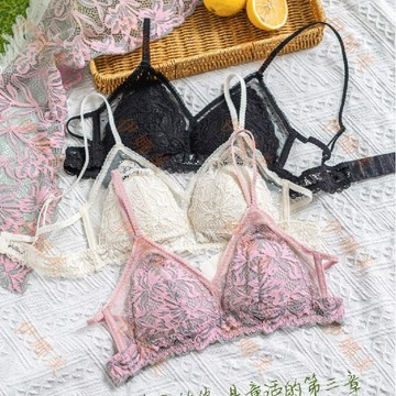 【臺灣出貨👙】原版法式蕾絲美背內衣深V領大胸顯小超薄抹胸兔耳朵無鋼圈文胸【伊娜美】