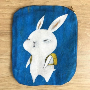 emmaAparty插畫小包:不想上班兔子