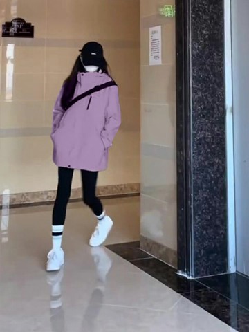 秋冬季臺州三門紫色沖鋒衣三合一外套女款新款套裝風衣中長款