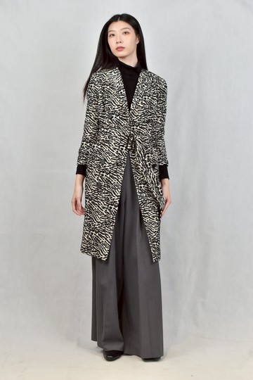 (S) max mara黑色斑馬紋綁帶外套