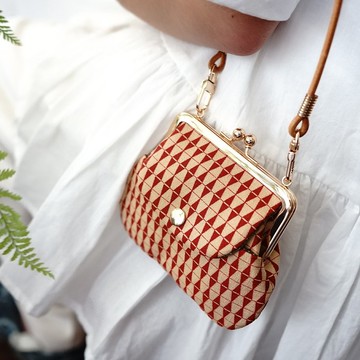 型染和服創意口袋口金包-赤心珠簾/和風設計/零錢包