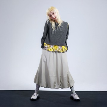 雲弧襬拼接長裙