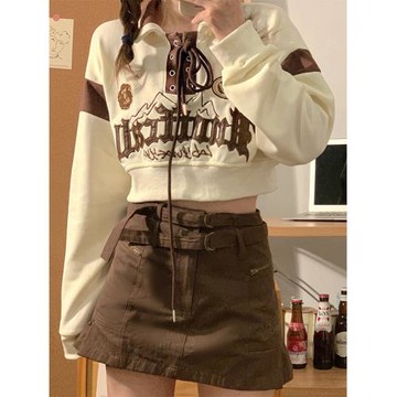 美式復古polo領刺繡短款衛衣女2024春秋冬新款辣妹顯瘦小個子上衣