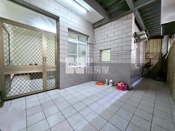 近兵仔市靜巷朝南六房透天｜台南市永康區勝利街