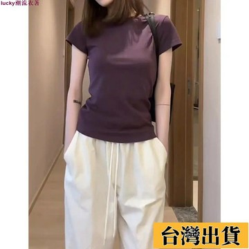 🌟新店優惠🌟夏日多巴胺短袖女2025年新款爆款洋氣感小衆正肩獨特修身別緻上衣
