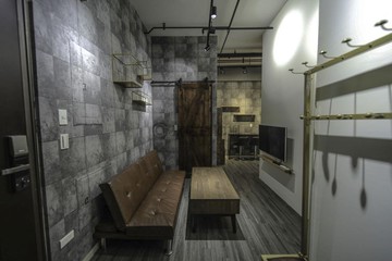 左營三鐵核心3米6挑高雙衛車位宅｜高雄市左營區重平路