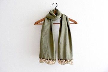 印度刺繡蕾絲裝飾紗質水洗棉圍巾 卡其色