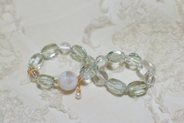 天然隨形爆閃切面綠水晶手鏈 搭配天然雪花幽靈 珍珠 白水晶 招財