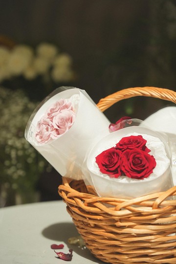 三朵永生玫瑰花-日本大地農園永生玫瑰花