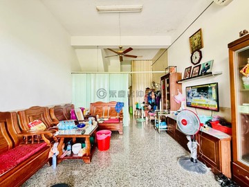 近楠梓高大特區｜前後陽台大地坪透天｜高雄市梓官區港一街