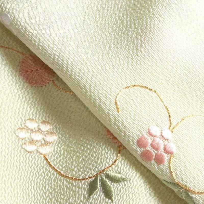 縮緬天神唐草 3 金駒金糸刺繍 丹後ちりめん 渡敬 帯揚げ 通販 LINE 