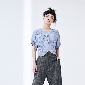 不對稱立體抽皺短上衣