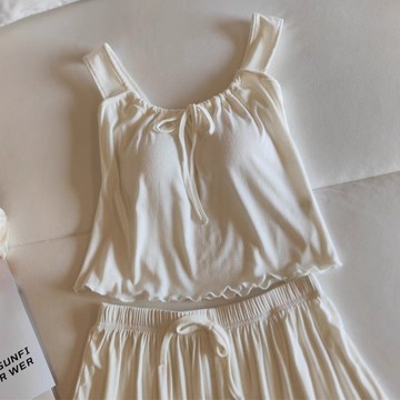 ✨精選好物✨莫代爾睡衣女夏季吊帶短褲兩件套無袖薄款甜美家居服純慾風吊帶睡衣女帶胸墊純色新款甜美簡約吊帶短褲家居服套裝