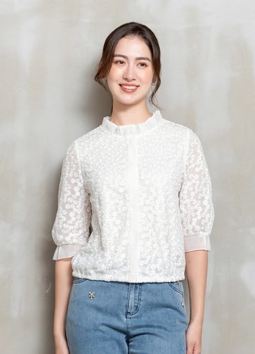 晶柔花綻網底刺繡上衣