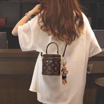 包包女士新款斜挎包女包水桶包bags輕奢百搭手提單肩手機包